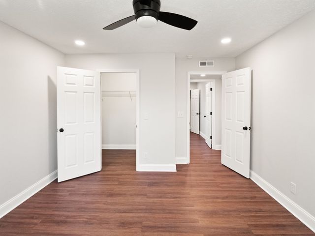 1401 Barberry Pl, Hopkinsville, KY 42240