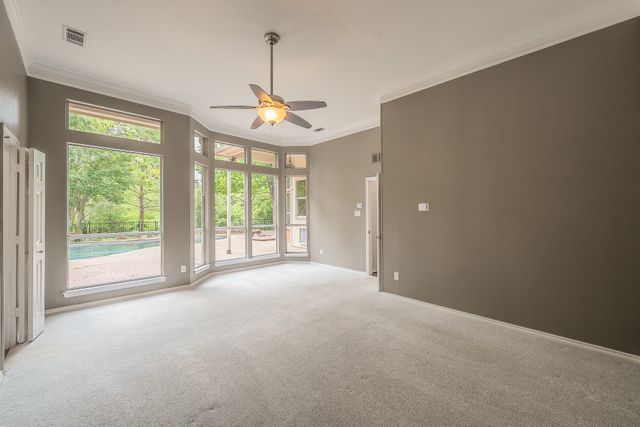 18512 Highland Creek Lane, Dallas, TX 75252