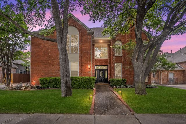 18512 Highland Creek Lane, Dallas, TX 75252