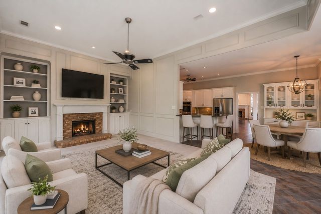 18512 Highland Creek Lane, Dallas, TX 75252