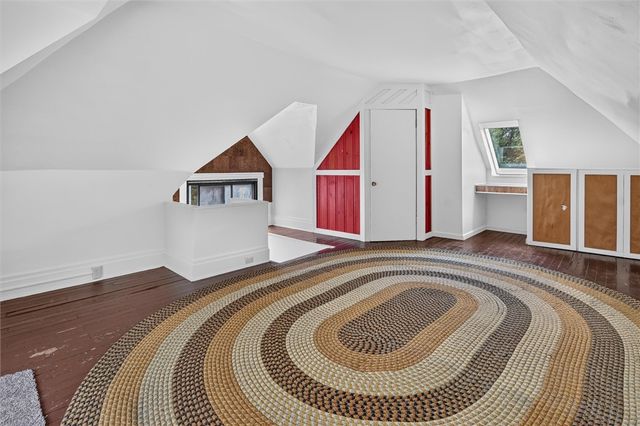 693 Orchard Ave, Bellevue, PA 15202