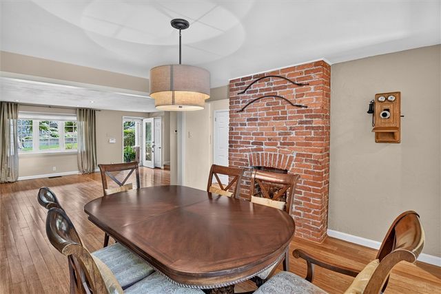 693 Orchard Ave, Bellevue, PA 15202