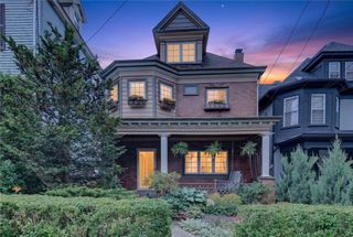 693 Orchard Ave, Bellevue, PA 15202