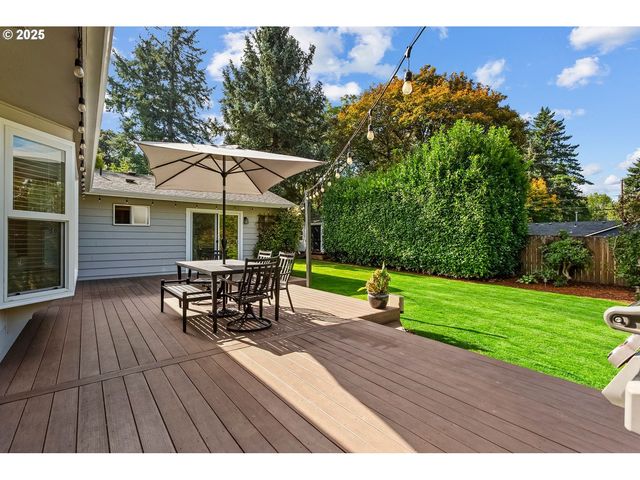 7565 Sw 82ND Ave, Portland, OR 97223