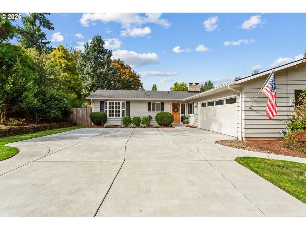 7565 Sw 82ND Ave, Portland, OR 97223