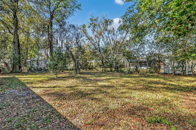 2200 NE 16TH TERRACE, Gainesville, FL 32609