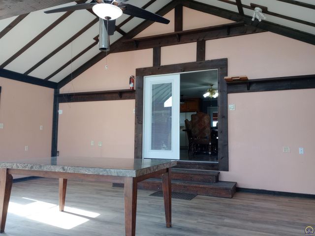 13869 S RD, Mayetta, KS 66509