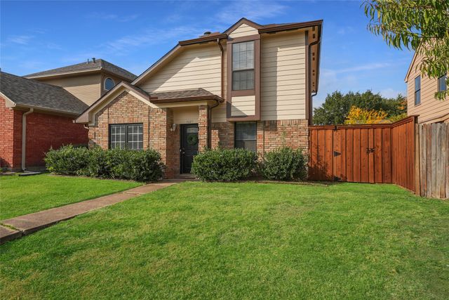 4229 Phoenix Drive, Carrollton, TX 75010