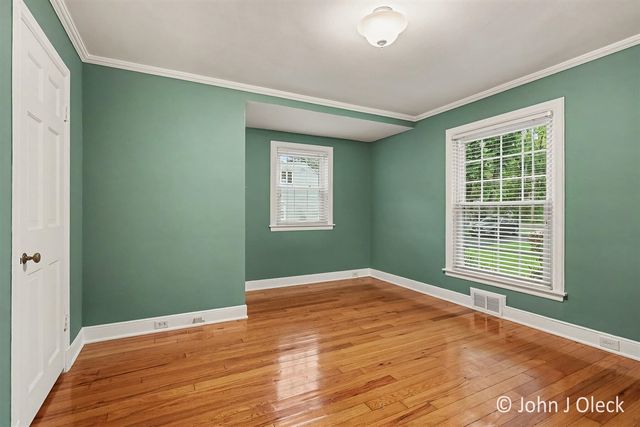 1930 Michigan Street, Grand Rapids, MI 49503