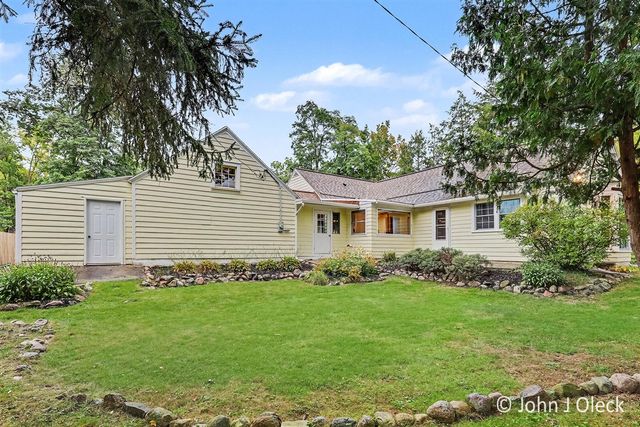 1930 Michigan Street, Grand Rapids, MI 49503