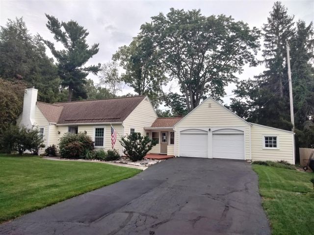 1930 Michigan Street, Grand Rapids, MI 49503