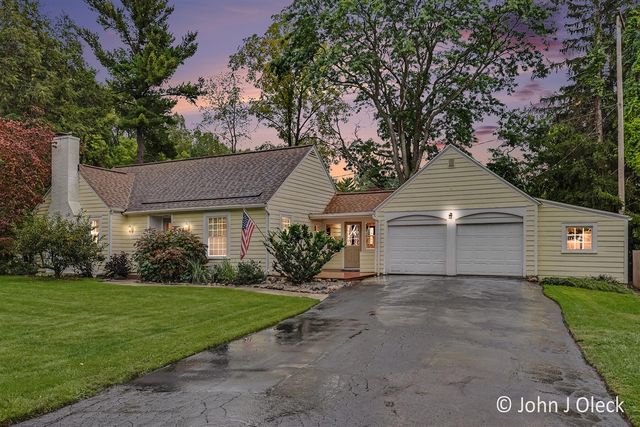 1930 Michigan Street, Grand Rapids, MI 49503