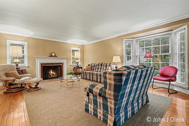 1930 Michigan Street, Grand Rapids, MI 49503