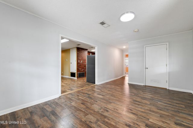 2709 E Angela Circle, Gulfport, MS 39503