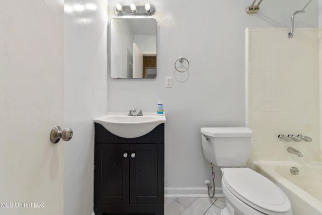2709 E Angela Circle, Gulfport, MS 39503