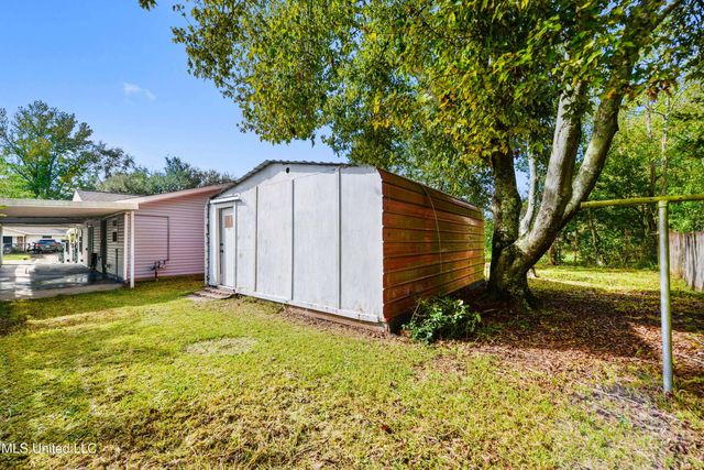 2709 E Angela Circle, Gulfport, MS 39503