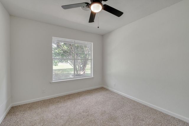 122 Blanket Flower DR, Bastrop, TX 78602