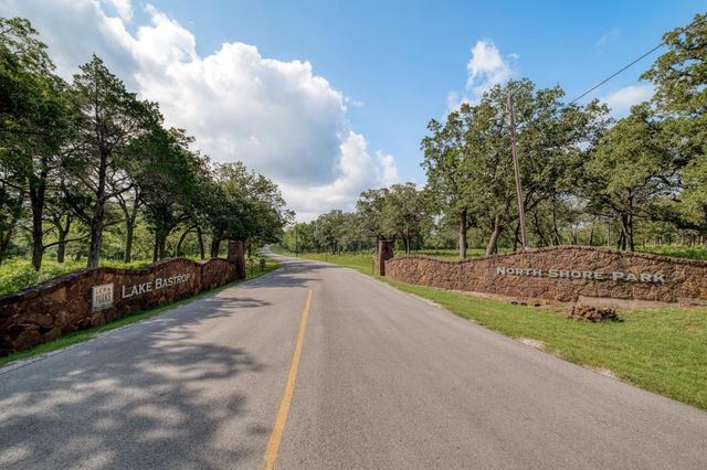122 Blanket Flower DR, Bastrop, TX 78602
