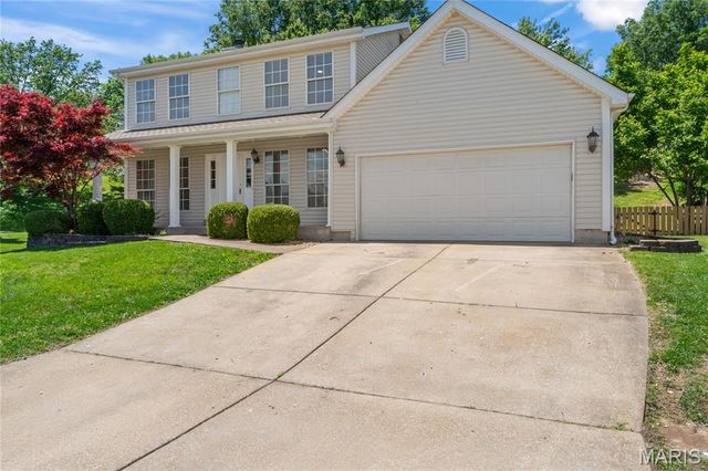 5426 Tesson Parc Court, St Louis, MO 63128