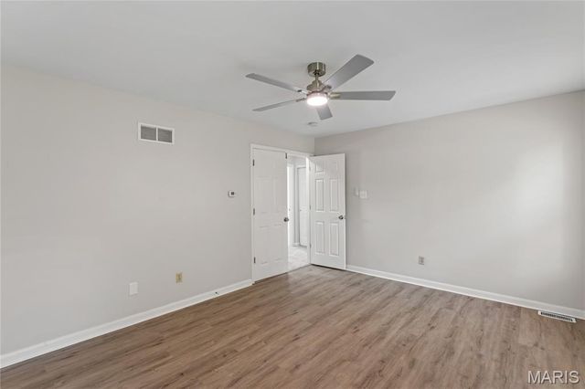 5426 Tesson Parc Court, St Louis, MO 63128
