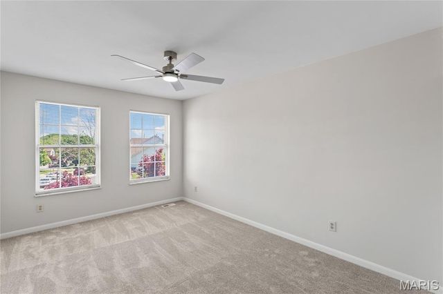 5426 Tesson Parc Court, St Louis, MO 63128