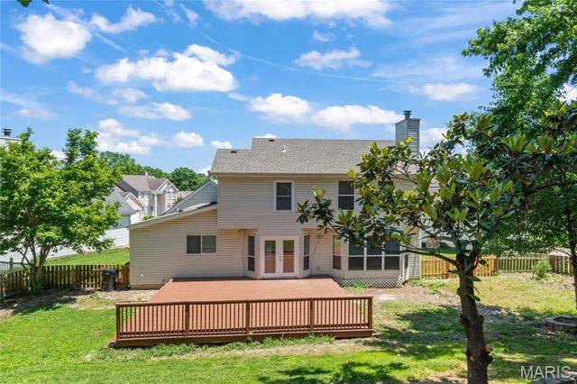 5426 Tesson Parc Court, St Louis, MO 63128