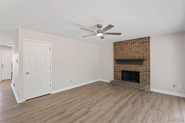 5426 Tesson Parc Court, St Louis, MO 63128