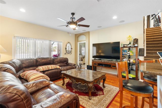 11129 OYSTER BAY CIRCLE, New Port Richey, FL 34654