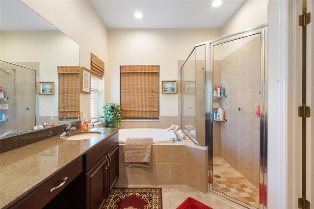 11129 OYSTER BAY CIRCLE, New Port Richey, FL 34654