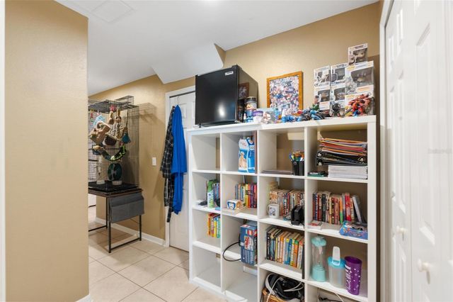 11129 OYSTER BAY CIRCLE, New Port Richey, FL 34654