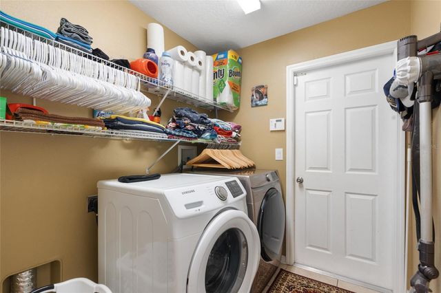 11129 OYSTER BAY CIRCLE, New Port Richey, FL 34654