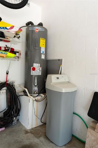 11129 OYSTER BAY CIRCLE, New Port Richey, FL 34654