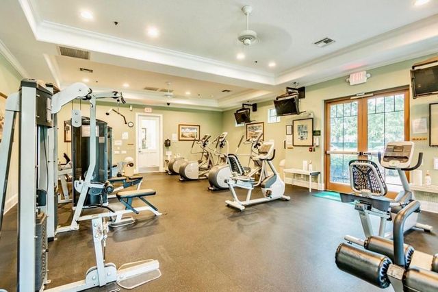 11129 OYSTER BAY CIRCLE, New Port Richey, FL 34654