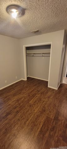 3434 Gateway, San Antonio, TX 78210