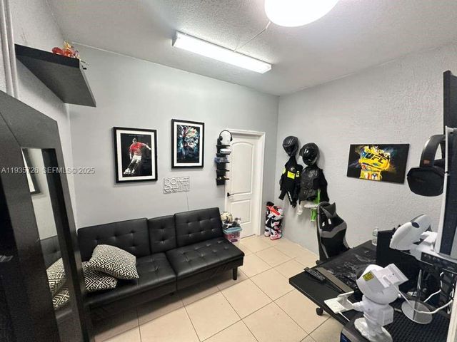 9350 SW 171st Ct 9350, Miami, FL 33196