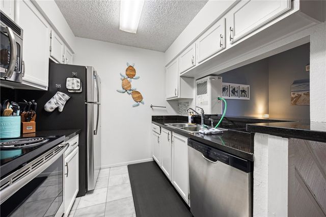 14825 Windward Dr 215, Corpus Christi, TX 78418