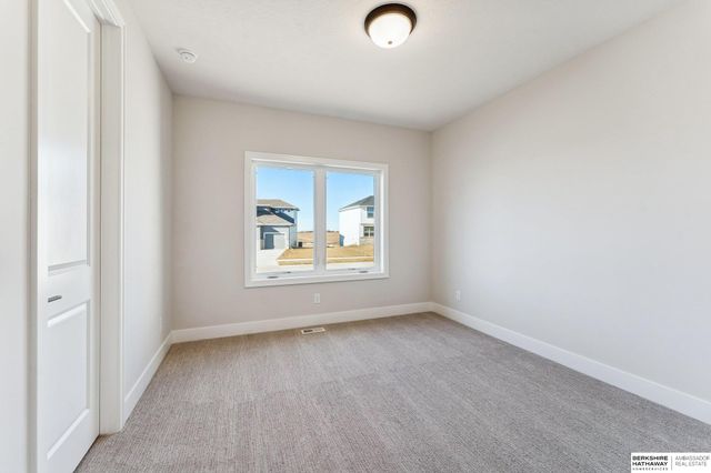 6307 N 209th Street, Elkhorn, NE 68022