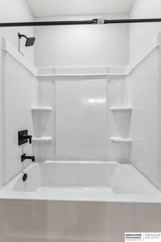 6307 N 209th Street, Elkhorn, NE 68022