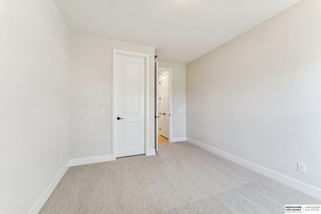 6307 N 209th Street, Elkhorn, NE 68022