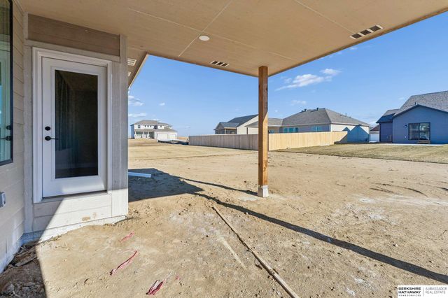 6307 N 209th Street, Elkhorn, NE 68022