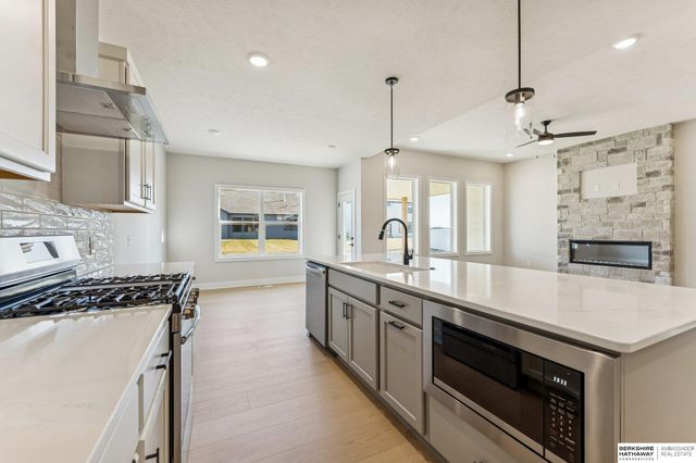 6307 N 209th Street, Elkhorn, NE 68022