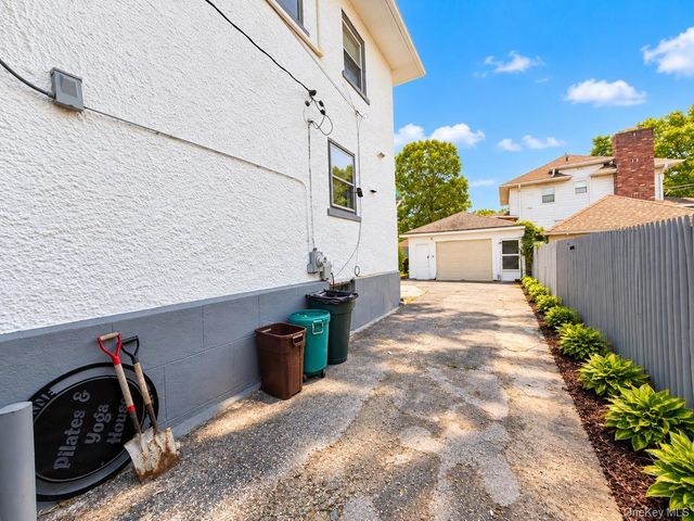 111 Rockne Road, Yonkers, NY 10701