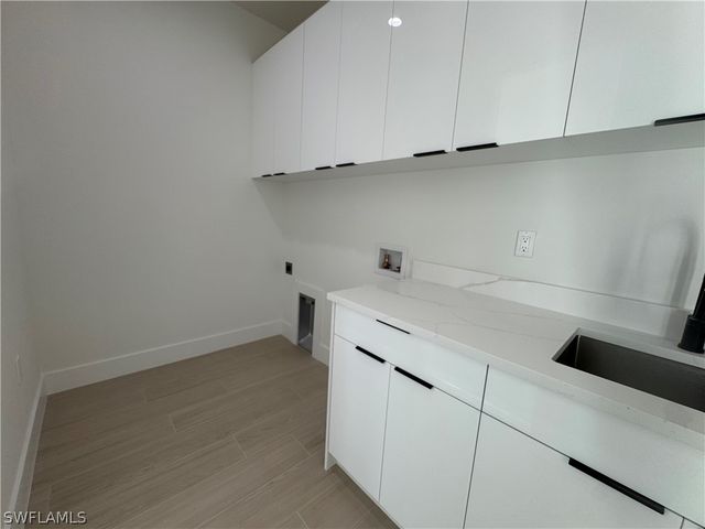 3541 20th AVE NE, Naples, FL 34120