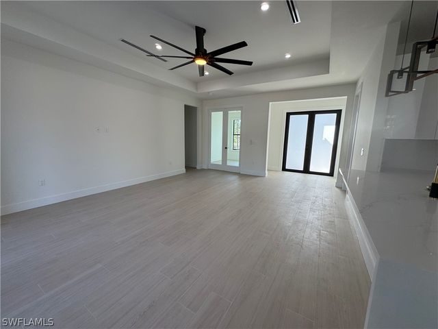 3541 20th AVE NE, Naples, FL 34120