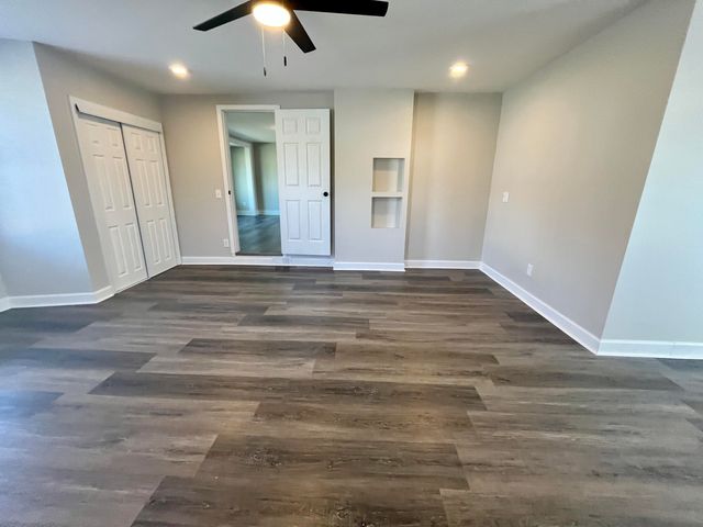 1605 Barrett Road, London, KY 40741