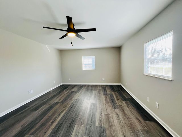 1605 Barrett Road, London, KY 40741