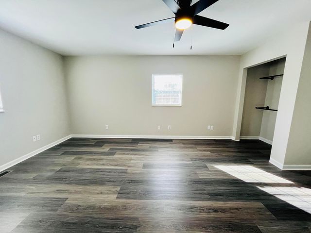 1605 Barrett Road, London, KY 40741