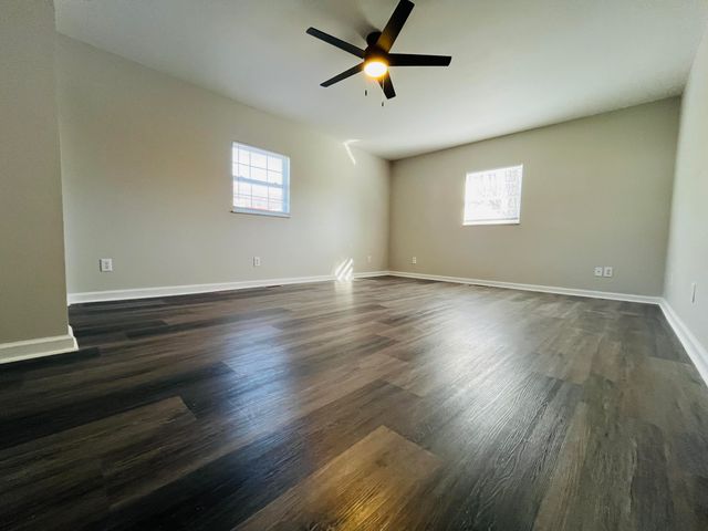 1605 Barrett Road, London, KY 40741