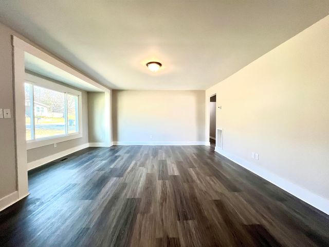 1605 Barrett Road, London, KY 40741