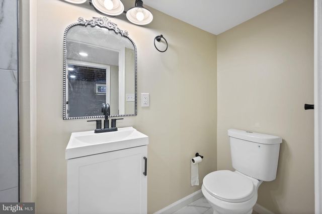 3826 PALL MALL RD, Baltimore, MD 21215